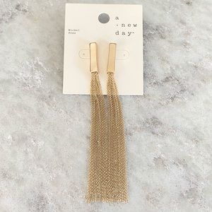 🍭4/$20 A New Day Gold Dangle Long Earrings